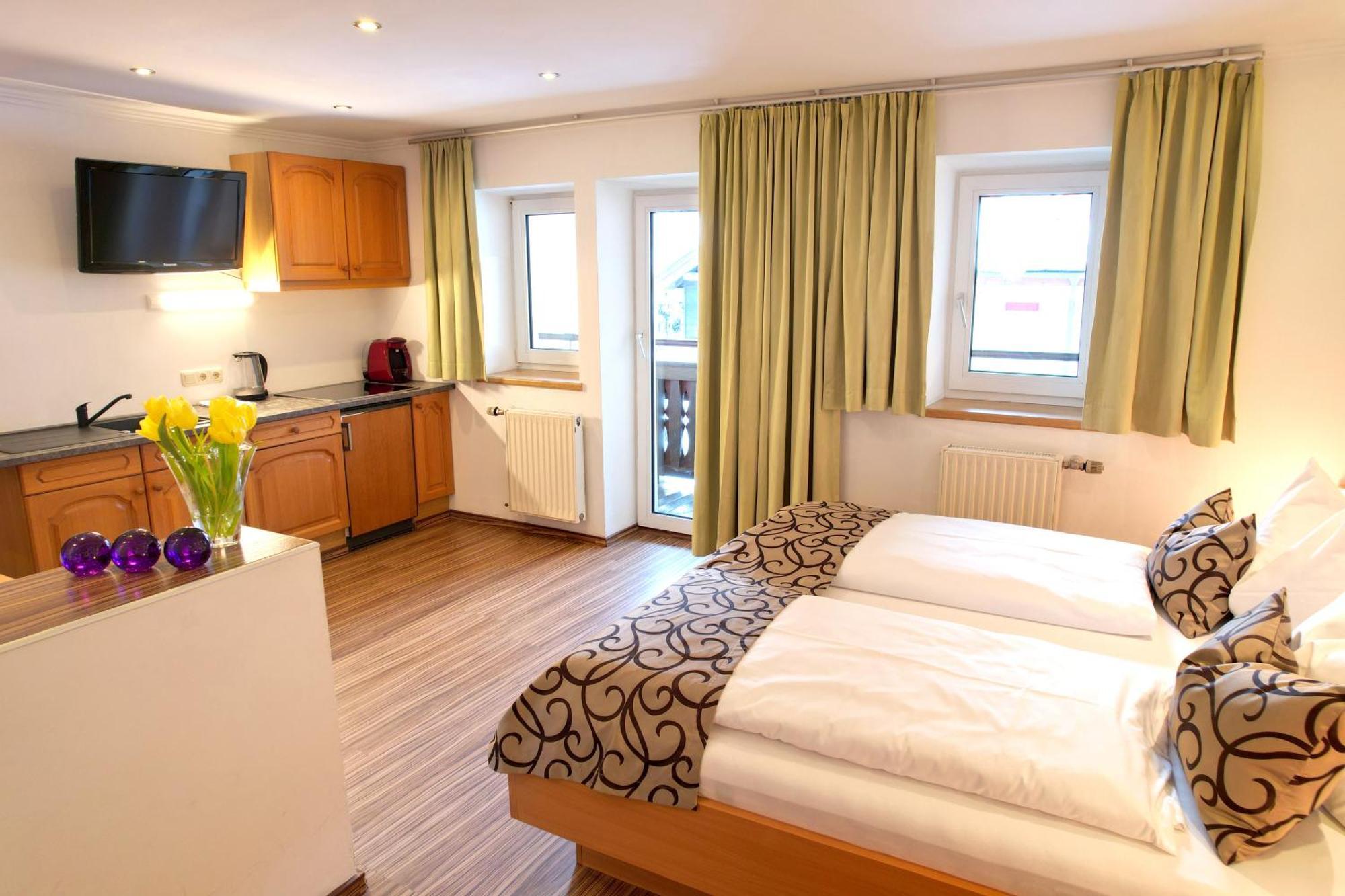 Grubers, Hotel Appartments Gastein バードガシュタイン エクステリア 写真