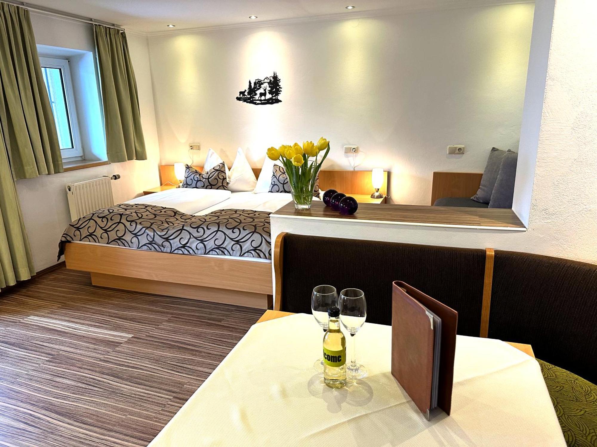 Grubers, Hotel Appartments Gastein バードガシュタイン エクステリア 写真